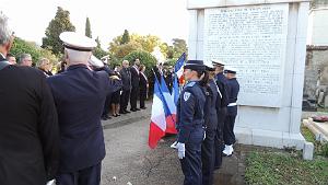 2022 11 01 TOULON HOMMAGE AUX MORTS POUR LA FRANCE CIVILS ET MILITAIRES (60)